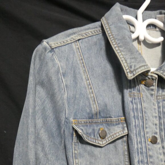 Jean Jacket - Picture 4 of 15